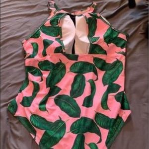 Plus size bathing suit